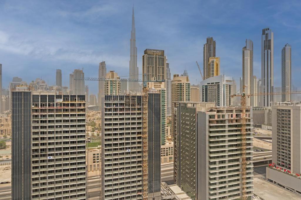 Brand New 1Br- Business Bay - Burj Khalifa View Apartment Dubai Exterior photo