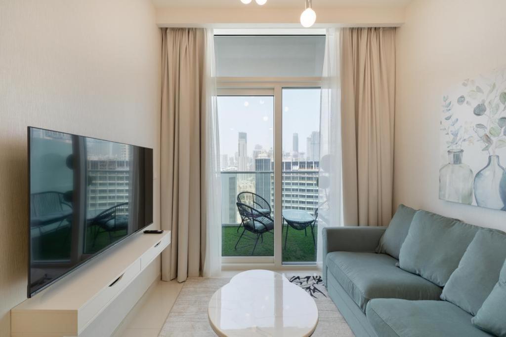 Brand New 1Br- Business Bay - Burj Khalifa View Apartment Dubai Exterior photo