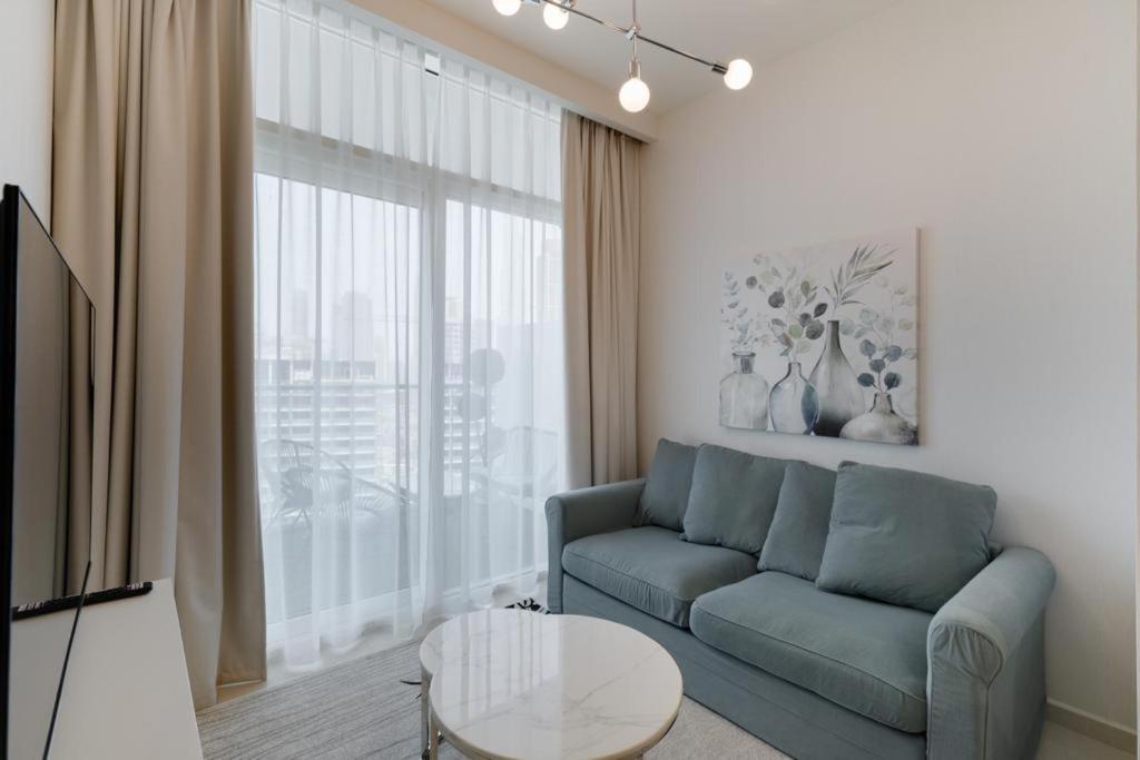 Brand New 1Br- Business Bay - Burj Khalifa View Apartment Dubai Exterior photo